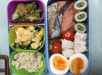 昼食